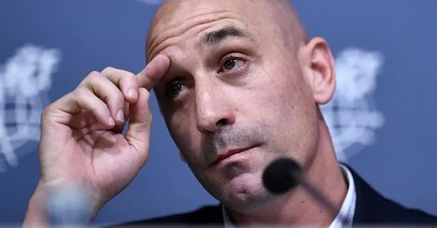 FIFA'dan Luis Rubiales'e 3 yıl men cezası