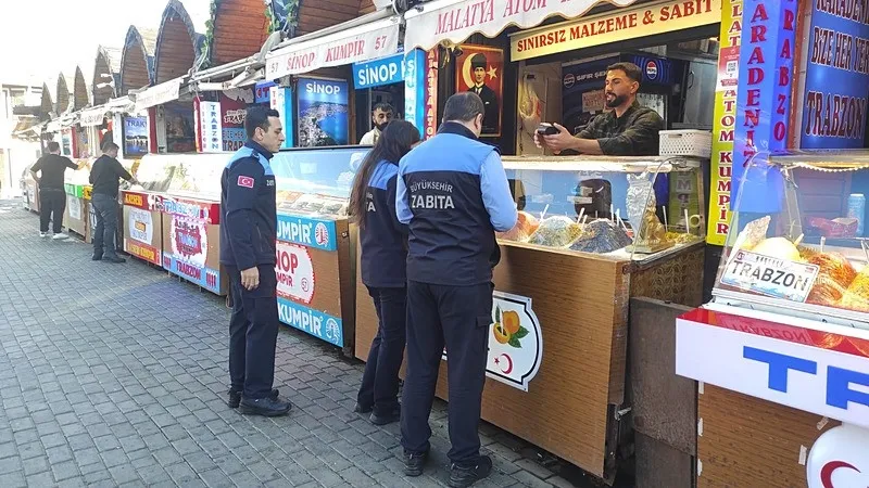 Kumpir dükkanları denetleniyor. (DHA)