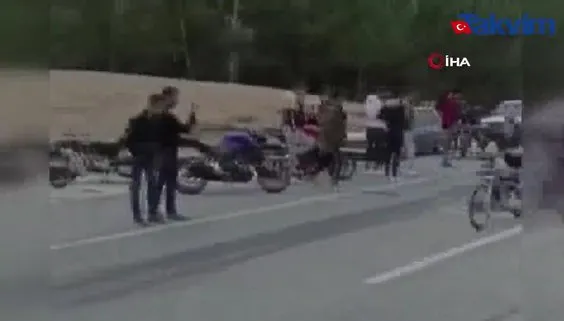 İzinsiz motosiklet yarışında kaza kamerada