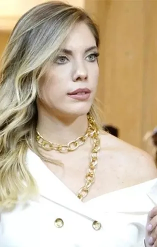 Ünlü oyuncu Eda Ece'nin yardım talebine Sağlık Bakanlığından jet yanıt