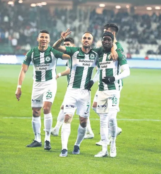 teknik-direktoru-domenec-torrentin-babel-ve-pulgarin-takimda-kalmasi-yonunde-rapor-yazdigi-ortaya-cikti-1651270988323.jpeg Teknik Direktörü Domenec Torrent'in Babel ve Pulgar'ın takımda kalması yönünde rapor yazdığı ortaya çıktı-4