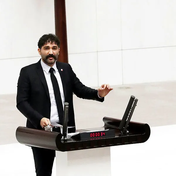 Türkiye Elazığ’a ağlarken sosyal medyada provokatörlük yaptılar!