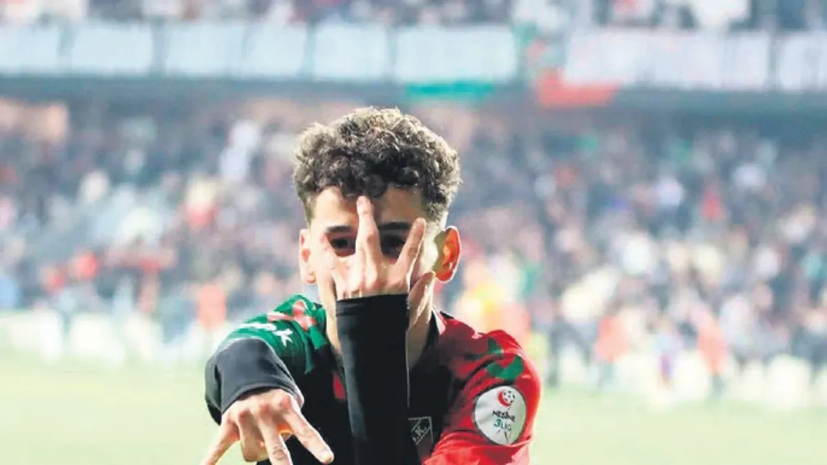 Üç büyükler Karşıyakalı Adem’in peşinde