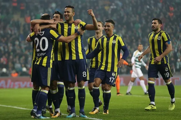 Fenerbahçe'den kritik galibiyet-3