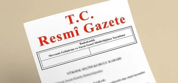 689 sayılı KHK ile toplam 3 bin 974 kişi kamu görevinden çıkarıldı, 236 kişi görevine iade edildi.