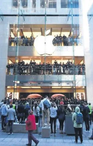 Apple'dan rekor gelir