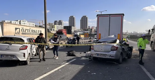 Esenyurt TEM otoyolunda zincirleme kaza: 1 ölü, 1 yaralı