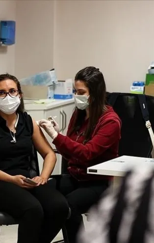 BioNTech aşısı yaptıranlar dikkat! Hatırlatma dozu randevuları açıldı