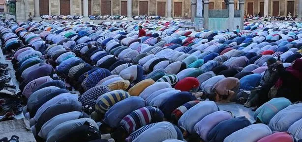 İşte il il bayram namazı saatleri