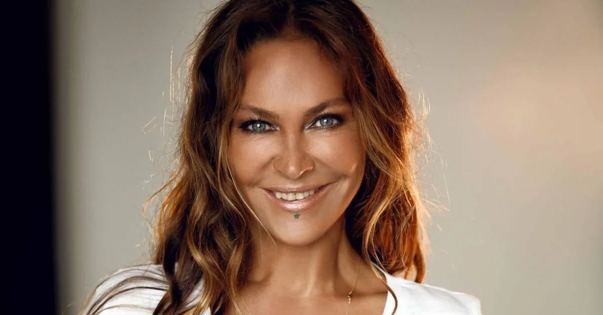 Hulya Avsar Beyaz Tisortunun Altina Hicbir Sey Giymeden Paylasti Cesaretini Goren Sasti Kaldi Avsar Kizi Spor Sonrasi Sov Yapti Galeri Takvim Hulya Avsar Beyaz Tisortunun Altina Hicbir Sey Giymeden Paylasti Cesaretini Goren Sasti Kaldi Avsar Kizi Spor Sonrasi Sov Yapti Galeri Takvim