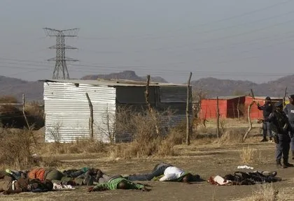 Güney Afrika’da Polisten İşçi Katliamı