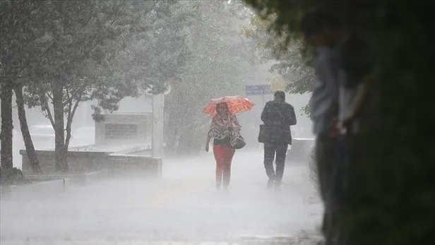 HAVA DURUMU | Meteorolojiden 4 il için sarı 7 il için turuncu kodlu uyarı! Antalya'da yağmur sevinci-5