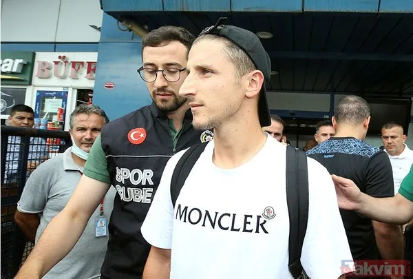 Fırtına'nın yeni 10'u Trabzon'da! İşte Enis Bardhi'nin kariyeri - 2