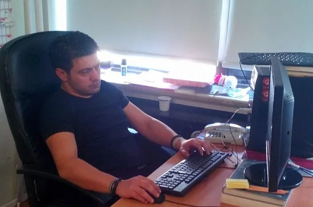 Cumhuriyet’i kendi çalışanı Serdar Eroğlu dolandırdı
