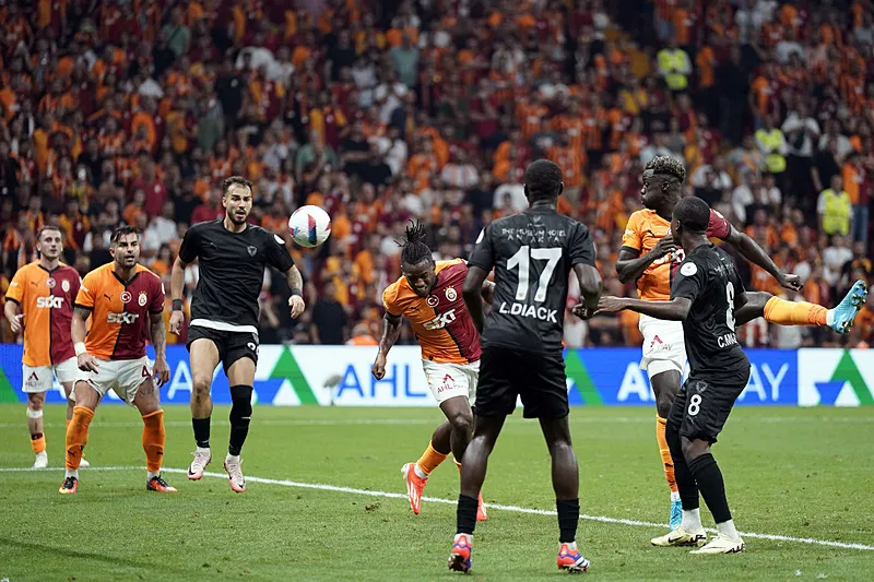 Galatasaray'ın yeni bekini duyurdular! Napoli'den geliyor - 10