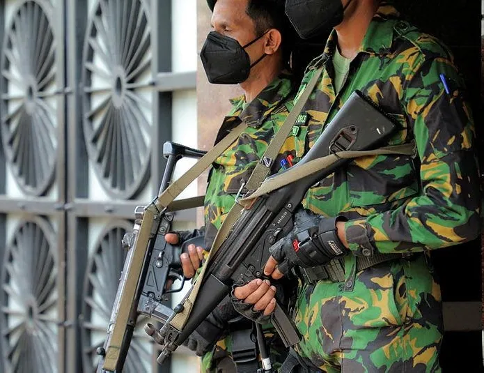 Sri Lanka’da OHAL ilan edildi