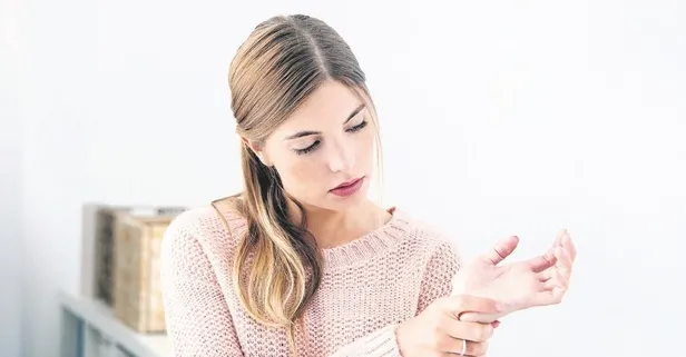 Koldaki uyuşma inmeye işaret! Bu belirtiler varsa hastaneye başvurmakta geç kalmayın