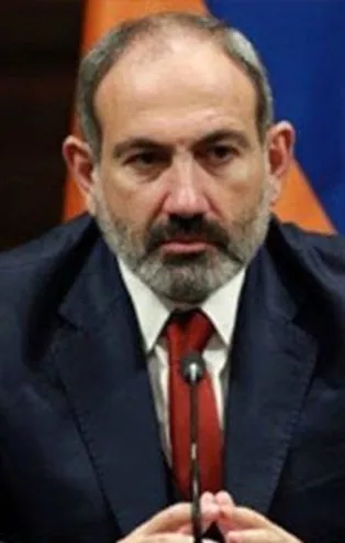 İstifa et Paşinyan