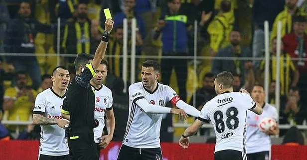 Beşiktaşlı futbolculardan hakeme kritik soru