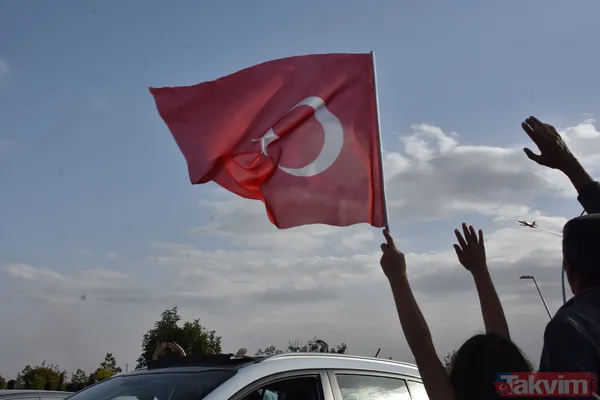 Türk Yıldızları ve SOLOTÜRK'ten nefes kesen gösteri! - 27