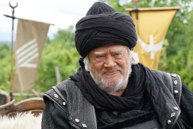 Kuruluş Osman 64. bölümle sezonu zirvede kapattı! Oyuncular işte bu sözlerle veda etti...-4