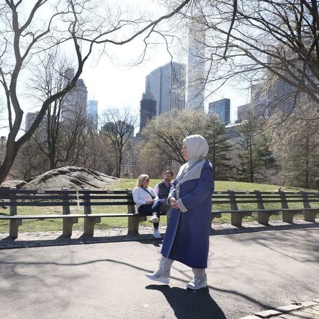 FETÖ yaydı, CHPlisi PKKlısı atladı! Chanel dediler Central Park çıktı: Emine Erdoğanı hedef alan kuyruklu yalanın deşifresi
