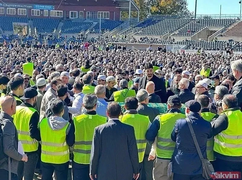 FETÖ elebaşı Fetullah Gülen'in sözde cenaze töreni (Takvim Foto Arşiv)