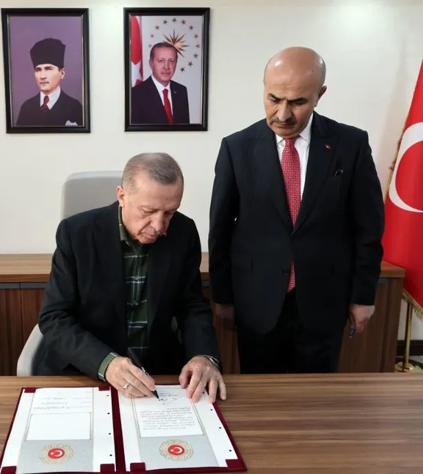 baskan-recep-tayyip-erdogan-mardinde-ak-parti-il-baskanligi-binasini-hizmete-acti-1671289704788.jpeg