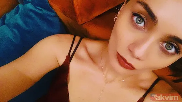 Aziz'in Dilruba'sı Damla Sönmez kırmızılar içinde paylaştı ilk beğeni Burcu Biricik’ten geldi! Sütyensiz pozları çok konuşuldu - 3