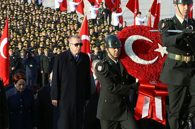 Mustafa Kemal Atatürk Anıtkabir'de anıldı