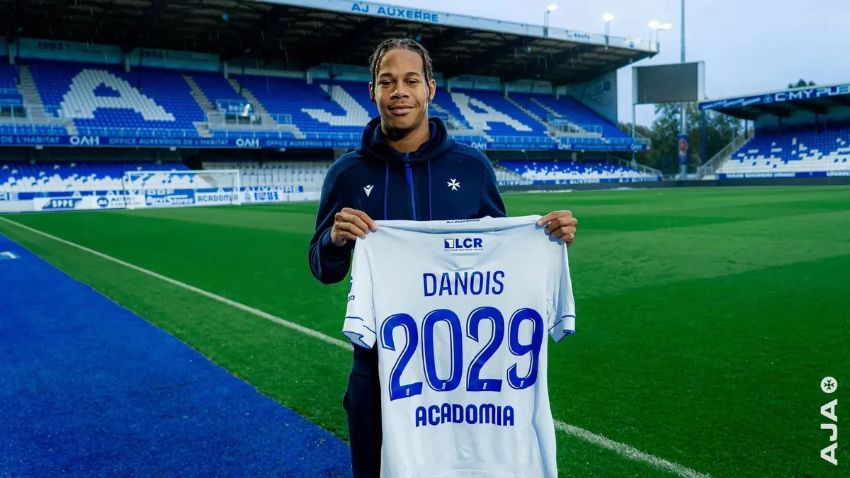 galatasaraydan-kevin-danois-icin-surpriz-hamle-1788254171294.jpeg Galatasaray’dan Kevin Danois için sürpriz transfer hamlesi!-3