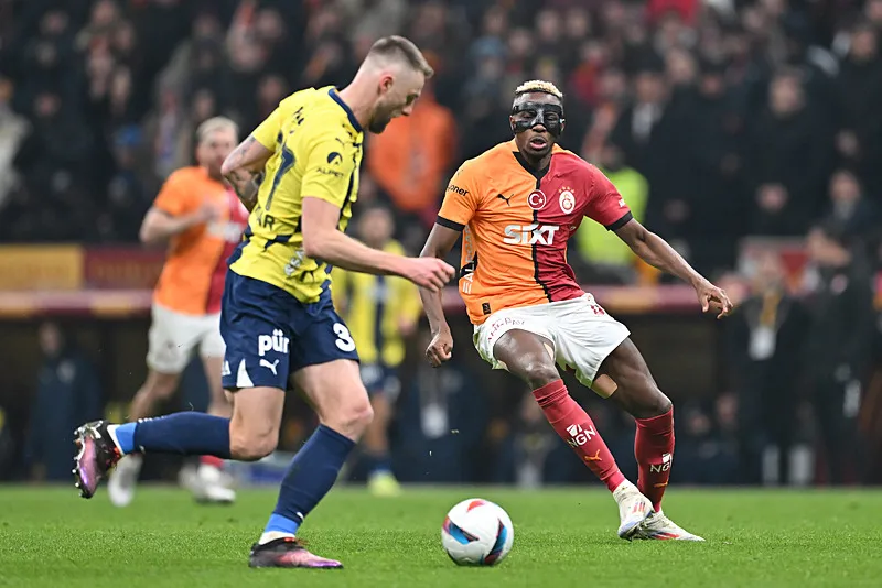 Galatasaray'da veda zamanı! Yıldız futbolcularla yollar ayrılacak - 14