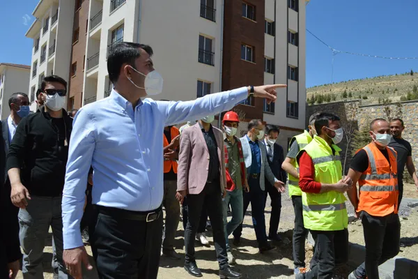 son-dakika-cevre-ve-sehircilik-bakani-murat-kurum-kanal-istanbul-icin-planlamalari-yaptik-1619876149888.jpg SON DAKİKA: Çevre ve Şehircilik Bakanı Murat Kurum: Kanal İstanbul için planlamaları yaptık-5