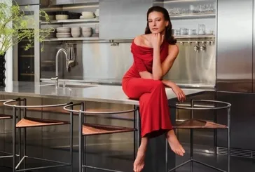 Serenay Sarıkaya'nın evindeki eşyalar servet değerinde! Yatak 400 bin TL, kanepe...