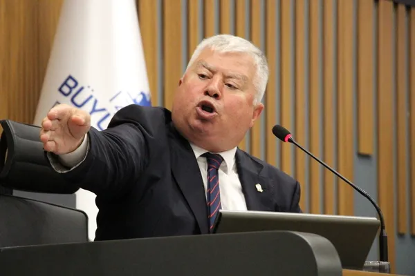 CHP'li İzmir Büyükşehir Belediyesi'nden skandal kentsel dönüşüm projesi: İnşaat mühürlendi! Tüm bloklar denetlenecek-17