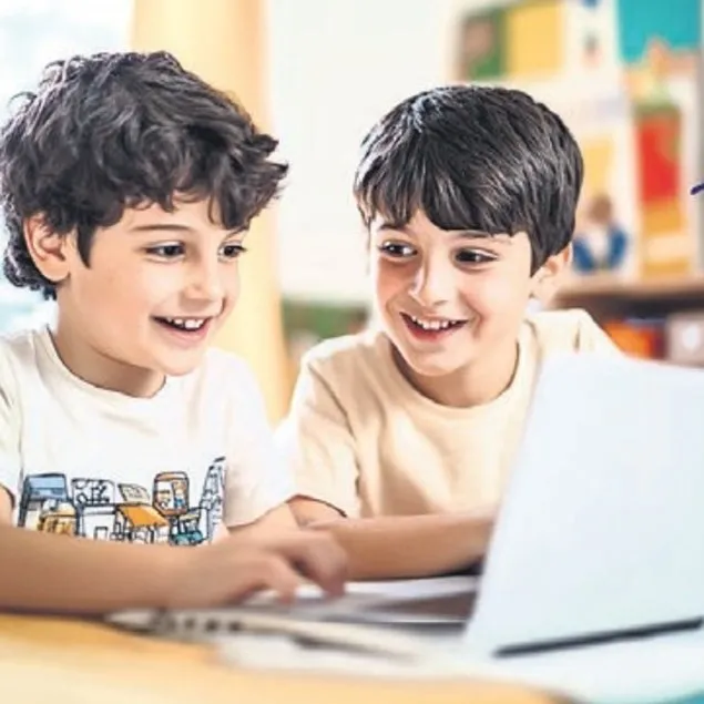 Çocuklara yabancı dil desteği