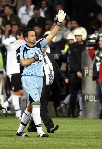 murat-sahin-kimdir-besiktas-yardimci-antrenoru-murat-sahin-kac-yasinda-kariyeri-nasil-1599897705607.jpeg Murat Şahin kimdir? Beşiktaş yardımcı antrenörü Murat Şahin kaç yaşında, kariyeri nasıl?-2