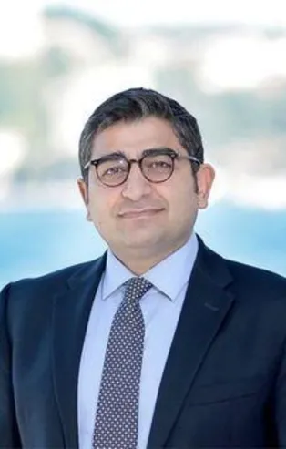 5 bin lira maaşlı bekçi 7 milyon liralık villa aldı! Firari Sezgin Baran Korkmaz'ın yurt dışına çıkış görüntüleri ortaya çıktı