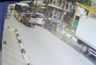 Yine İETT kazası! Sultanbeyli'de Hafif ticari araç ile İETT otobüsü kafa kafaya çarpıştı