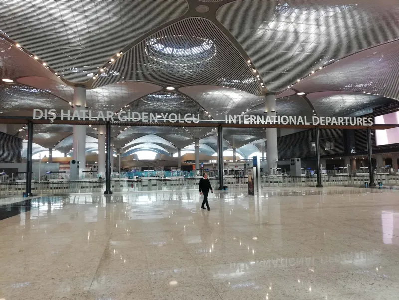 İstanbul Havalimanı'nda yolcuların pasaportta bekleme süreleri kısalacak - 3