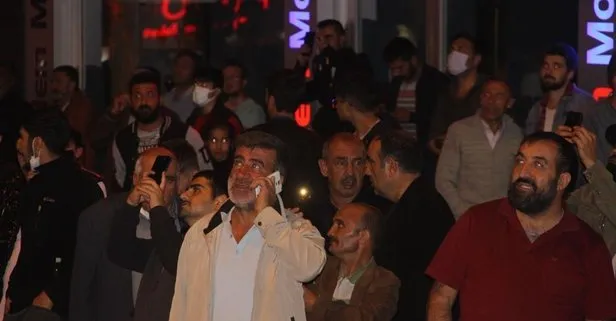 Telefonu alıp film gibi çektiler!