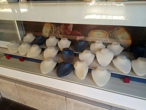 1648283148890.jpg Vitrine sahte altınları dizdi kayıplara karıştı! Diyarbakır'da kuyumcu dolandırıcılığı-3