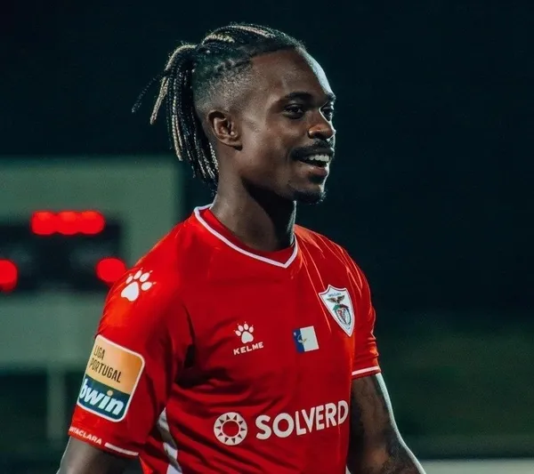 ozel-haber-i-fenerbahcede-lincoln-henrique-icin-sona-dogru-portekizli-gazetecisi-takvimcomtrye-konustu-teklif-1654872875003.jpeg Özel Haber I Fenerbahçe'de Lincoln Henrique için sona doğru! Portekizli gazetecisi Takvim.com.tr'ye konuştu: Teklif aldılar-2