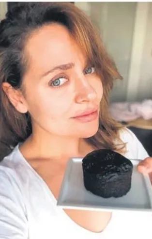 Didem Balçın aşermeye başladı