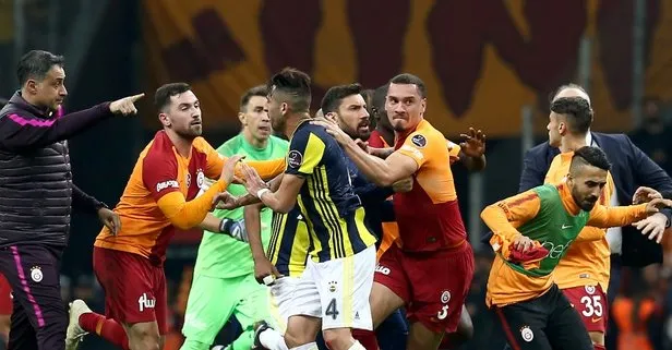 Son dakika: Galatasaray-Fenerbahçe maçının sonunda 3 kırmızı kart!