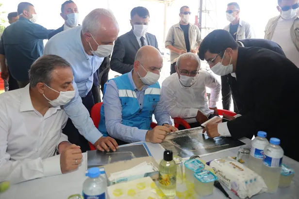 Ulaştırma ve Altyapı Bakanı Adil Karaismailoğlu'ndan Çeşmeli-Taşucu otoyolu müjdesi-1