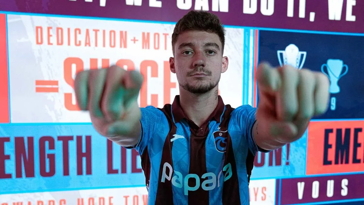 Ernest Muçi görüşme odasına! Trabzonspor'da Fatih Tekke devreye girdi