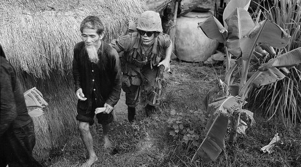 isimler-farkli-katliamlar-ayni-iste-abdnin-baris-ve-ozgurluk-adi-altinda-yaptigi-katliamlar-1700419625471.jpeg İsimler farklı katliamlar aynı! İşte ABD'nin barış ve özgürlük adı altında yaptığı katliamlar-8