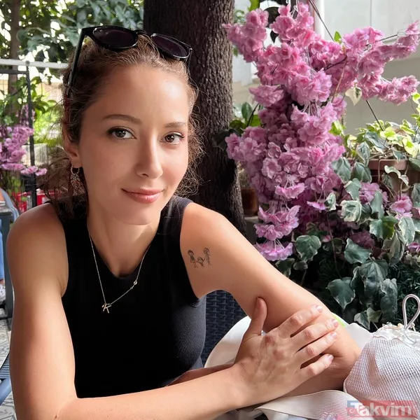 8 yıl önce ‘evet’ demiş! Güldür Güldür’ün Dilek’i Ayşegül Akdemir’in eşine bakın! O da kendi gibi ünlü! Meğer Demet Akalın'ın... - 5