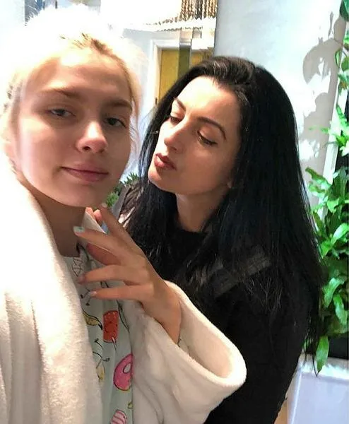 bilgisi-yok-fikri-var-1616783896218.jpeg Bilgisi yok fikri var! Aşı karşıtı sözler sarf eden Aleyna Tilki: "Ben bilim insanı değilim beni rol model almasınlar"-4